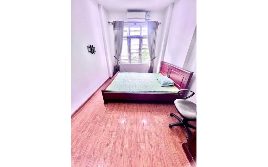 BÁN GẤP NHÀ GẦN ĐƯỜNG ĐÔI TÂN MAI, Q. HOÀNG MAI. 32m × 5T chỉ 3 tỷ 200 triệu. 0963139980